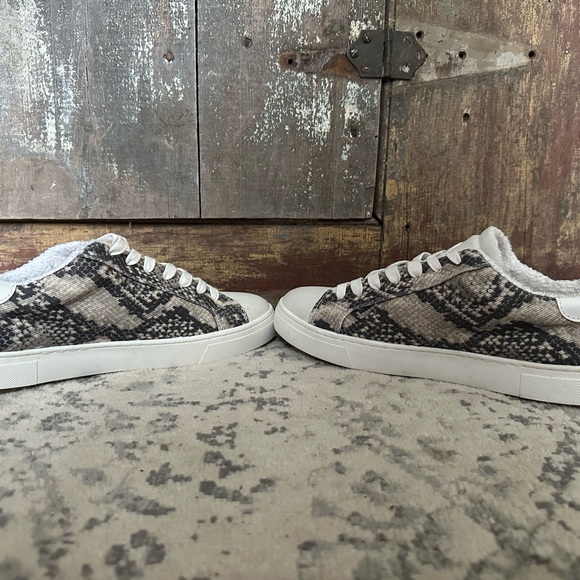 Women’s Steven New York Size 10 Casual Sneakers - Picture 3 of 8